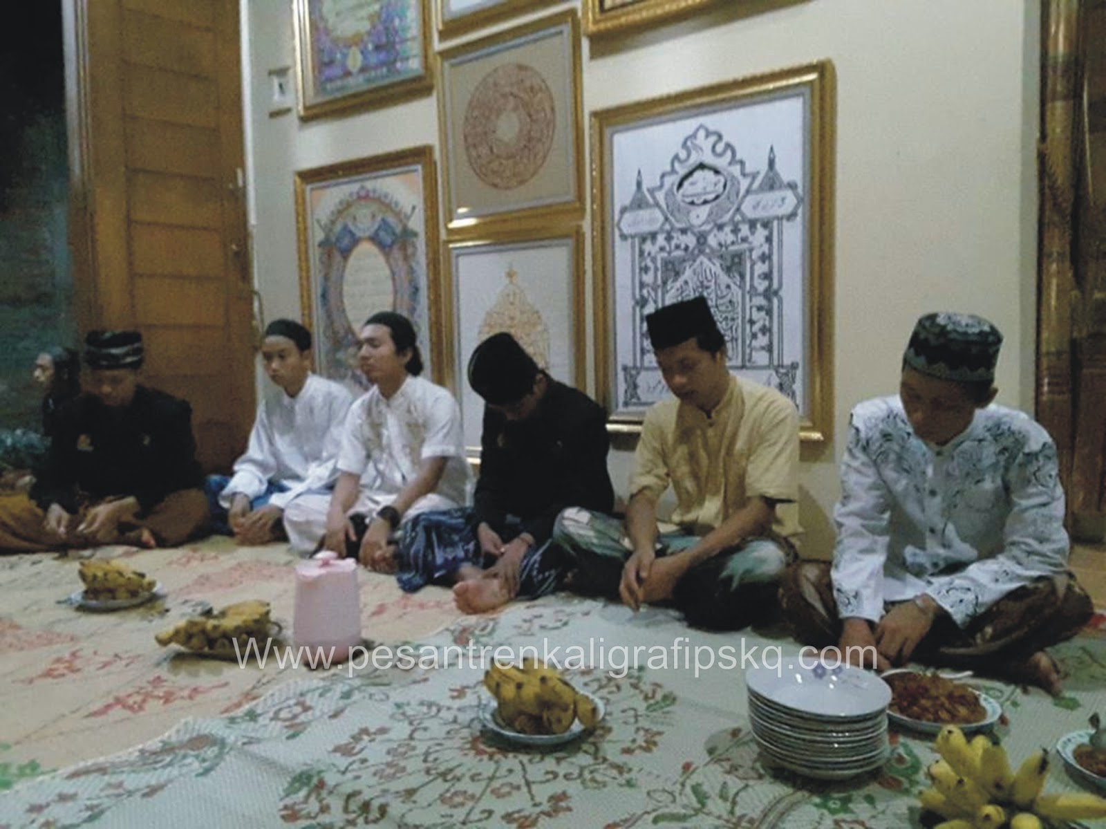 MANAQIBAN SELAPANAN SETIAP MALAM JUMAT LEGI Pesantren Seni Rupa