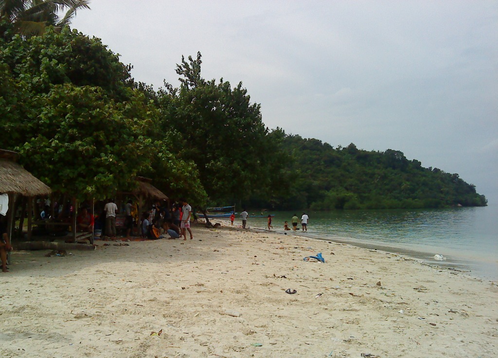 iwanwahyudi2003 TANGKIL BEACH Pantai Pasir  Putih  di Lampung 