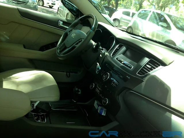 Kia Cadenza 2012 - interior