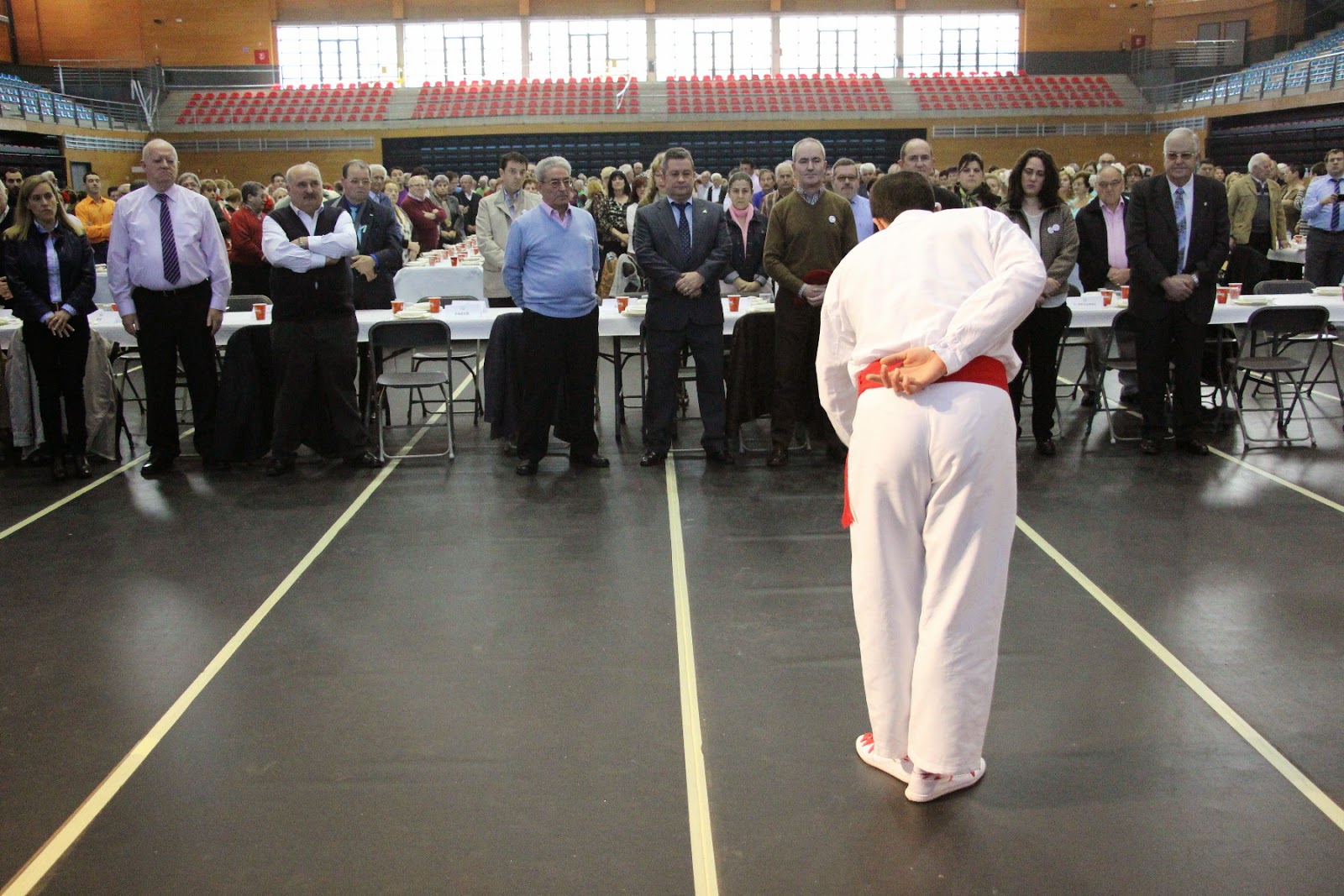 Homenaje a los centros regionales