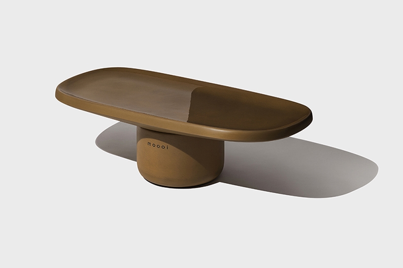 Mesas laterales hechas de terracota por Simone Bonanni diseña para Moooi