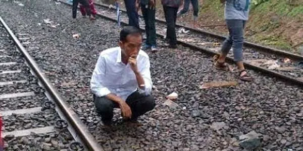 Jokowi Larang Mudik Bolehkan Transportasi, Rachland: Ibarat Nongkrong di Kloset tapi Dilarang Berak