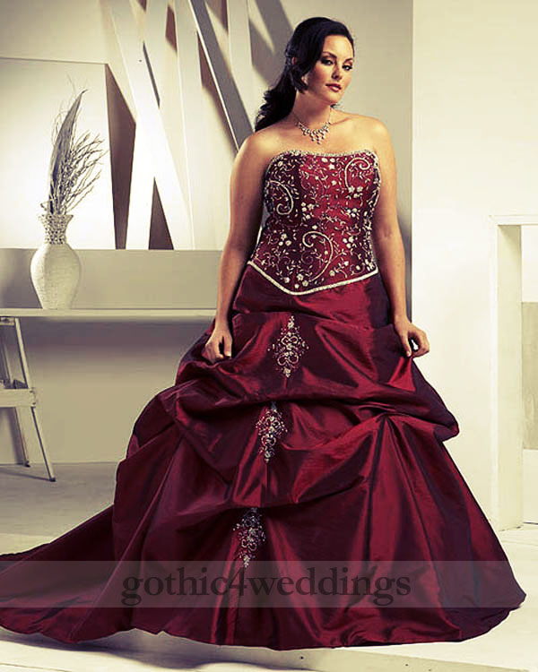 Gothic Plus Size Wedding Dresses Collection