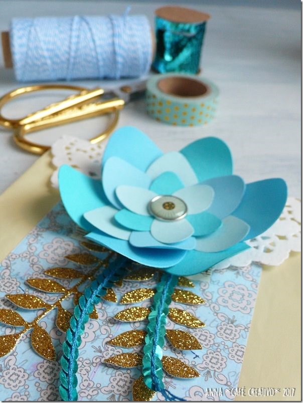 Usare Big Shot e Fustelle per creare un pacchetto regalo Usare Big Shot e Fustelle per creare un pacchetto regalo