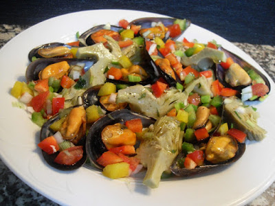 Mejillones  de ensalada alcachofas