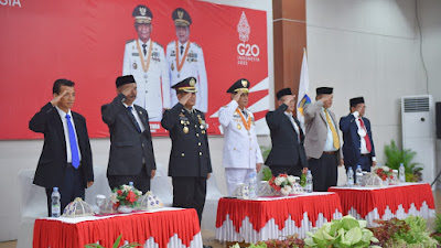 *Wakil Gubernur Sulawesi Tengah Ma'mun Amir Ikuti Secara Virtual Upacara Penurunan Bendera HUT RI Ke 77 di Istana Negara*