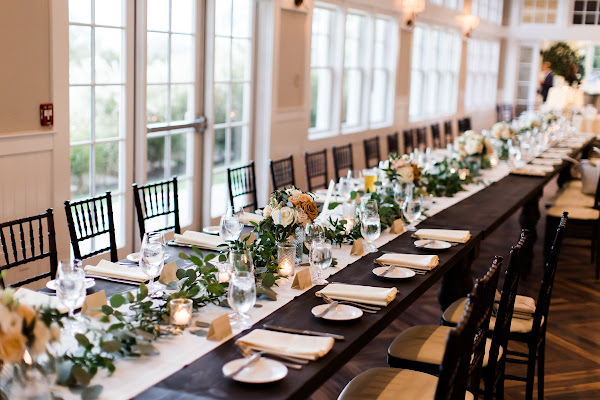 Chesapeake Bay Beach Club Wedding photographed by Heather Ryan Photography