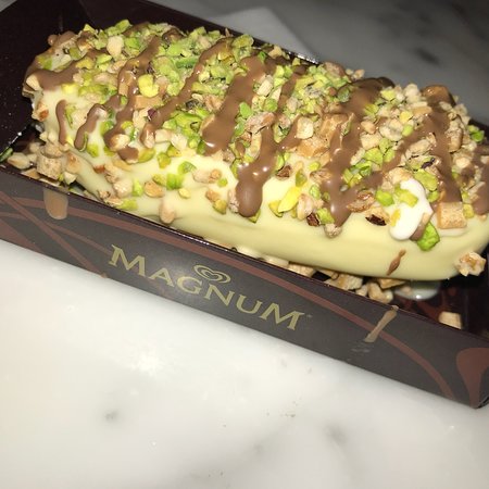 الآيس كريم الشهير في إسطنبول ماغنوم (Magnum)