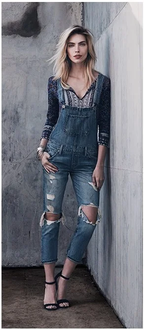 Women's Destructed Denim Jeans