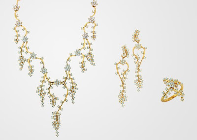 Joyalukkas Jewel diamond necklace designs