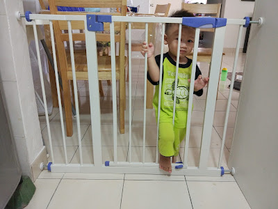 PASANG SAFETY GATE BABY DI DAPUR