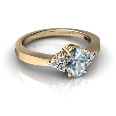 Aquamarine and diamond ring in yellow gold