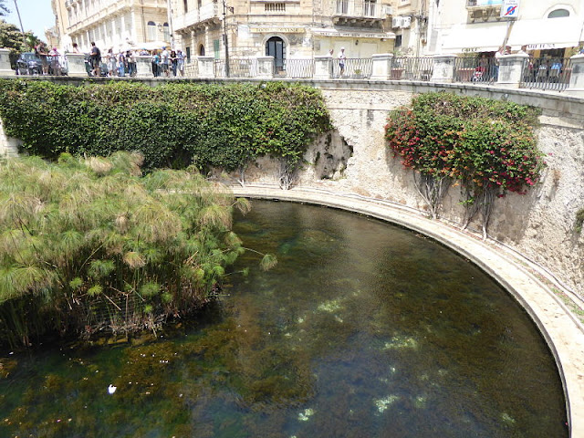 fonte aretusa ortigia