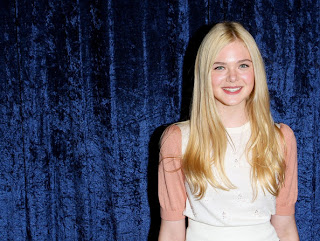 Elle Fanning Hairstyle