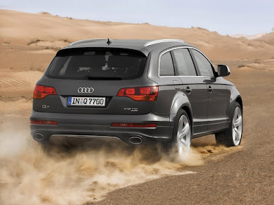 Audi Q7 Off Road Normal Resolution HD Wallpaper 12