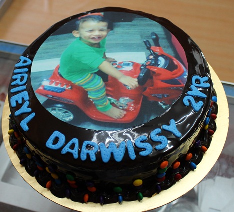 Edible image cake