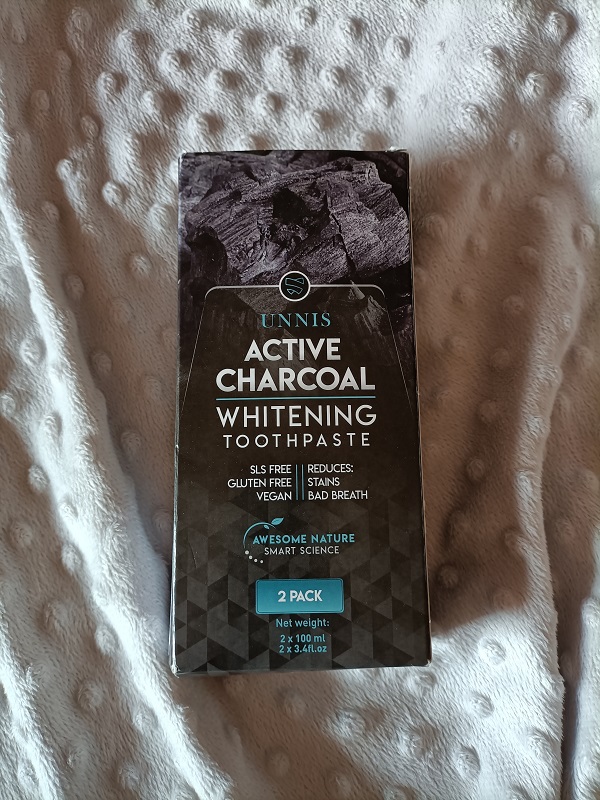 Activated Charcoal  Whitening Toothpaste Unnis.
