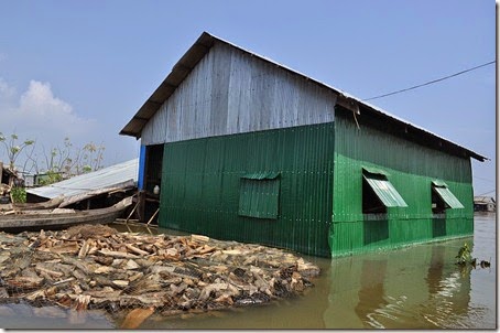Cambodia Kampong Chhnang floating village 131025_0319 Cambodia Kampong Chhnang floating village 131025_0319