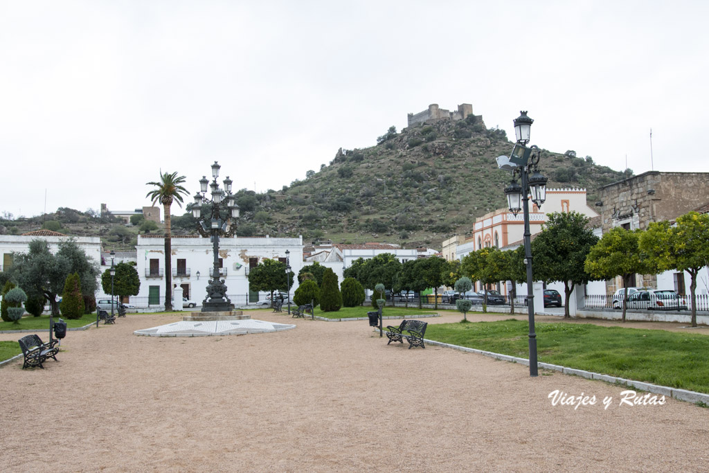 Plaza de España de Burguillos del Cerro