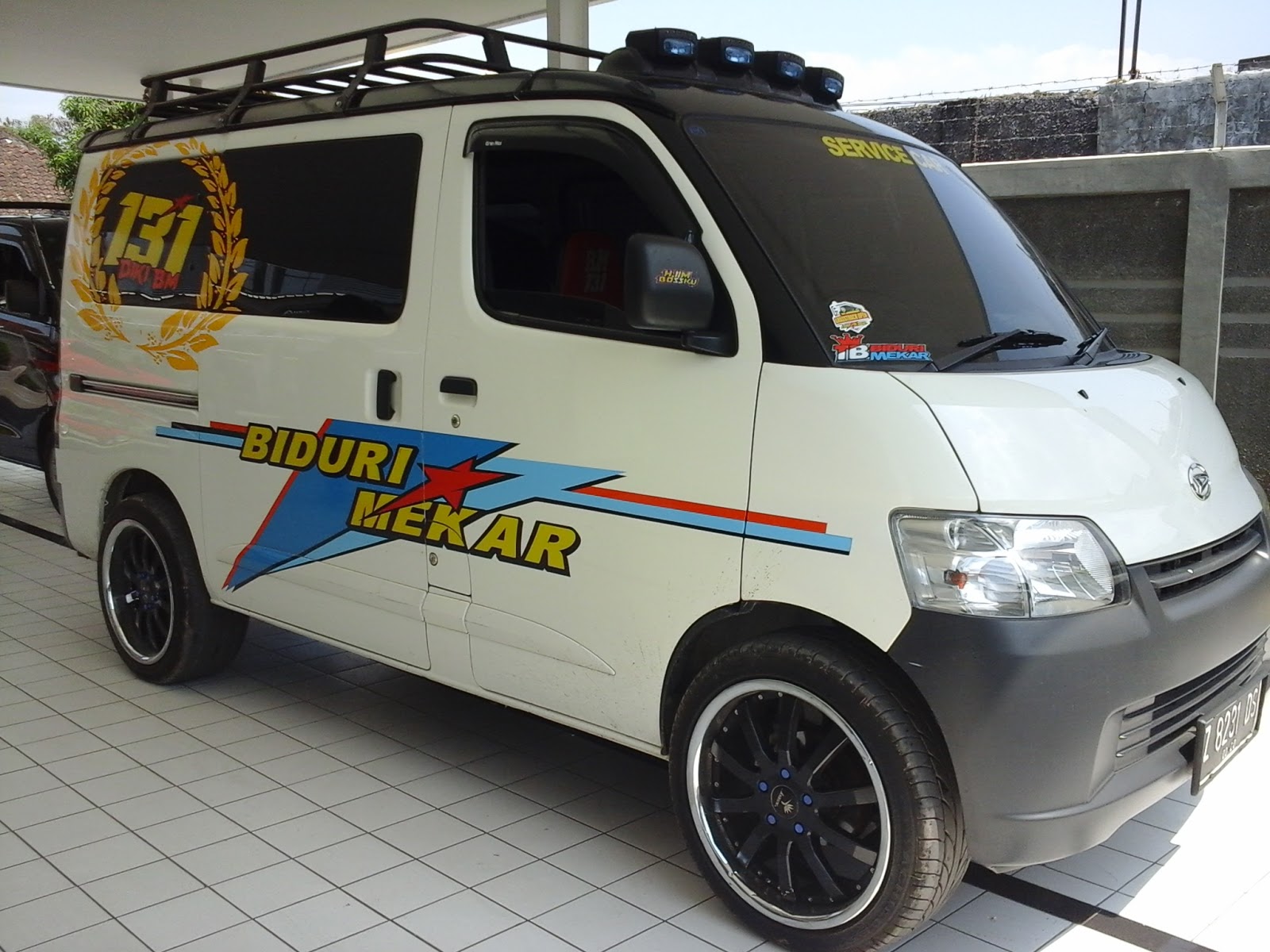 Top Cutting Sticker Mobil Pick Up Grand Max Terbaru 