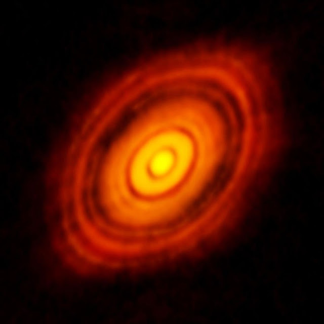 cakram-protoplanet-bintang-hl-tauri-informasi-astronomi