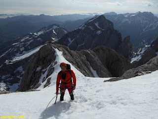 Fernando Calvo, Guia de alta montaña UIAGM en Picos e Europa, Escaladas al Picu Urriellu , Rab Equipment, Lowe Alpine CampCassin