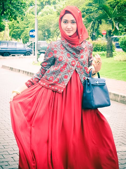 Hijab Inspiration, By Dian Pelangi