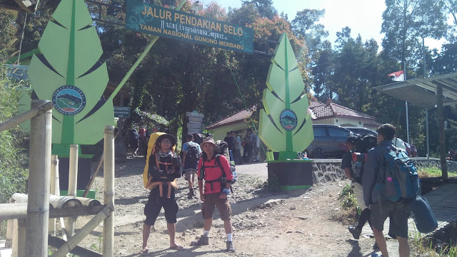 PENDAKIAN GUNUNG MERBABU via JALUR SELO | Catatan Perjalanan Anbusenja