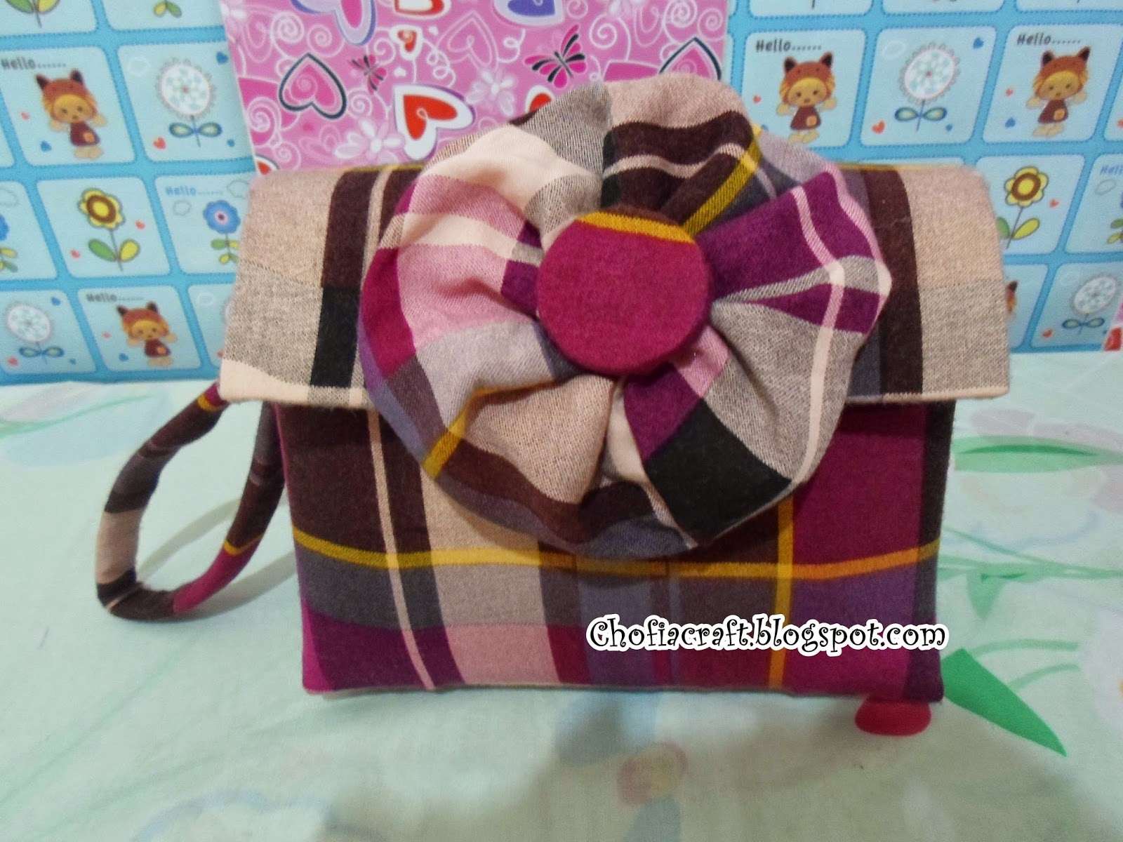 Kreasi Kerajinan Tangan Pouch dari Kain Perca