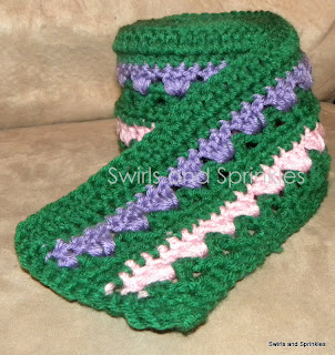 Swirls and Sprinkles: Free crochet spring tulip scarf pattern