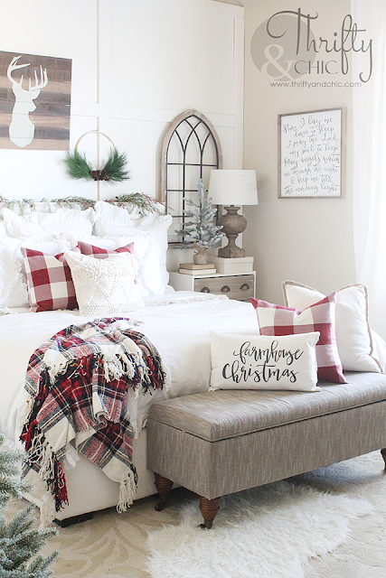 Bedroom Christmas Decor. Christmas decor and decorating ideas for bedroom. White and red christmas decor. Farmhouse christmas decor and decorating ideas. How to decorate your bedroom for Christmas.