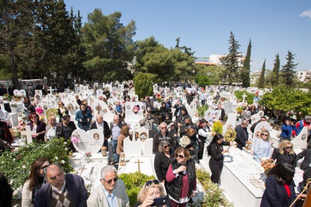 Τιμώντας τους νεκρούς Ποντίους στα Σούρμενα