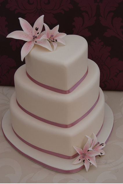 The Wedding  Collections Heart  Wedding  Cakes 