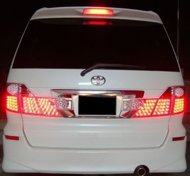 TOYOTA ALPHARD '02 - '05