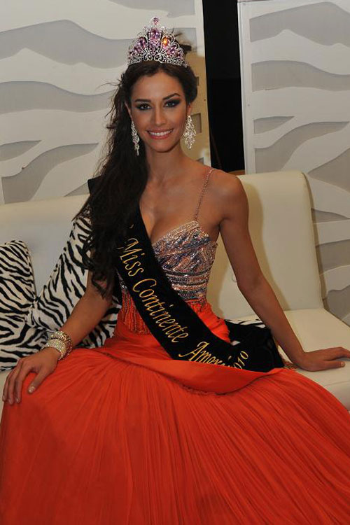 Giuliana Zevallos – Miss Peru World 2012 , Miss Earth Peru 2008 , Miss Perú Universo 2010 , Miss Continente Americano 2010 , Miss Loreto 2010