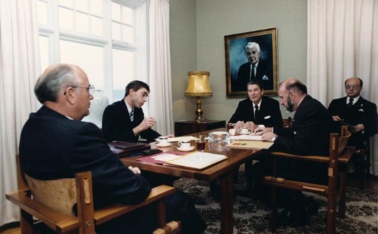 President Ronald Reagan at the Reykjavík Summit (October 11, 1986)