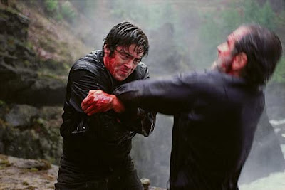 The Hunted 2003 Tommy Lee Jones Benicio Del Toro Image 1