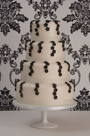 'Black on White Blossom' wedding cake Madagascar vanilla bean cake
