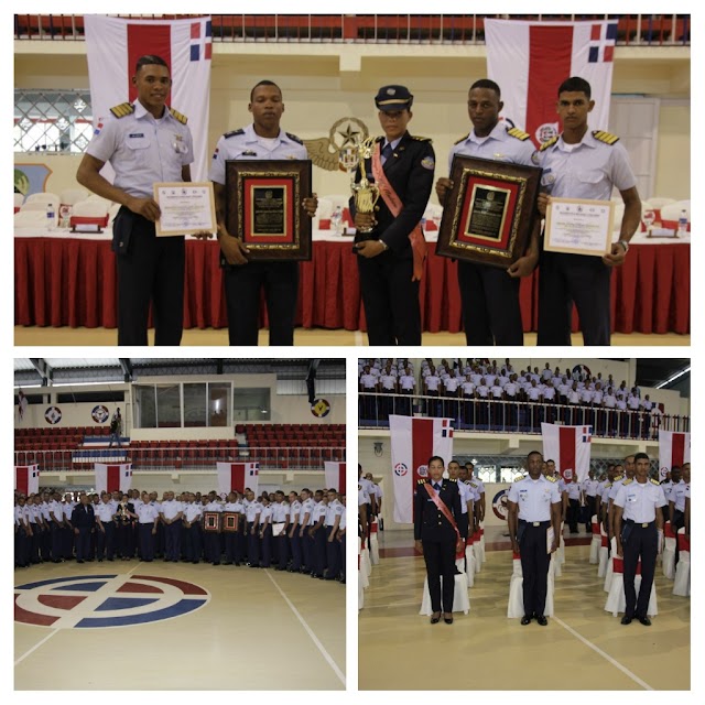 La Fuerza Aérea de República Dominicana recibe trofeo Campeón de los Juegos XXI Deportivos de Cadetes y Guardiamarinas 2017.