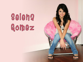 Selena Selena Gomez 7872710 1024 768
