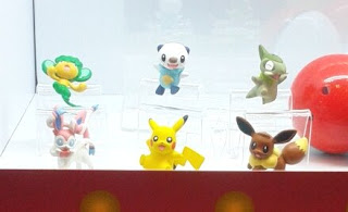 Pokemon Netsuke Figure Eevee Friends Ver TTA