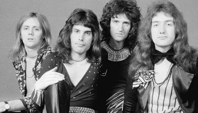 Queen's music catalog to sell for staggering $1billion in potential Universal Music Deal