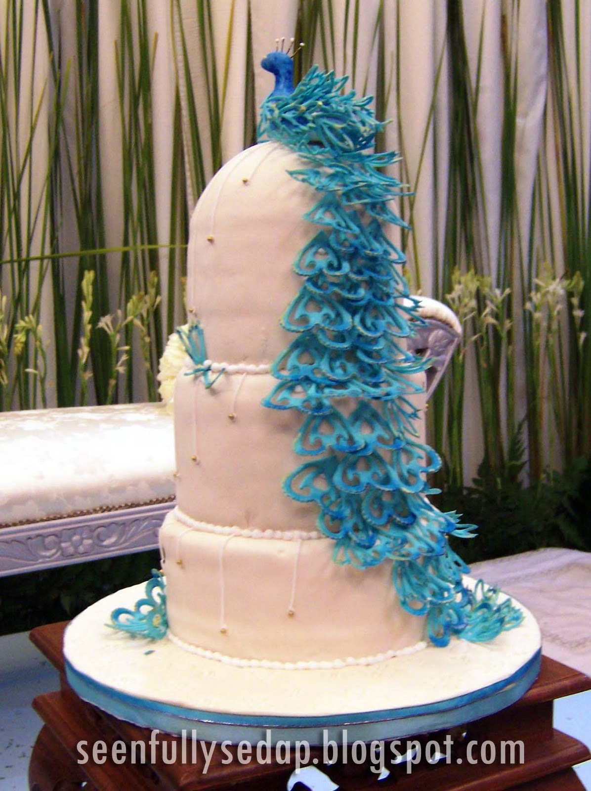 Wedding Cake - The Peacock