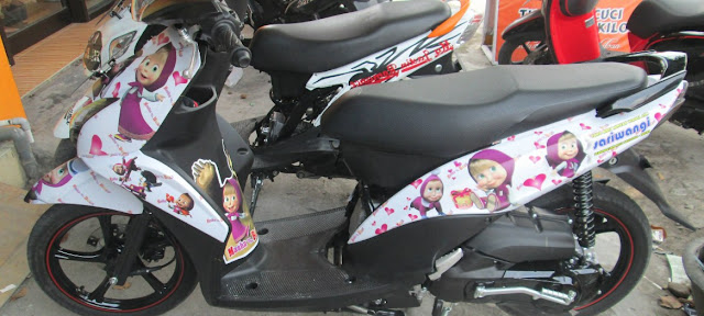 desain cutting sticker honda beat