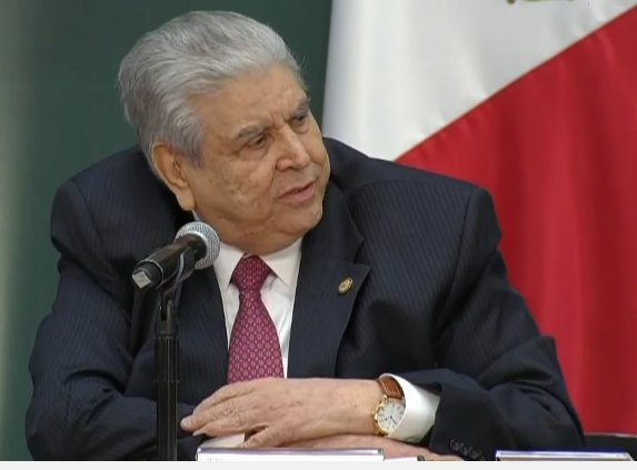 Con todo el cinismo, dirigente de la CTM presumió su reloj de 408 mil pesos mientras apoyaba el gasolinazo Con todo el cinismo, dirigente de la CTM presumió su reloj de 408 mil pesos mientras apoyaba el gasolinazo