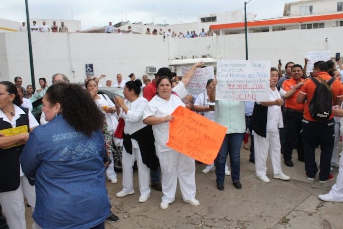 Estados// Empleados de Hospital del Niño retienen a esposa del gobernador de Tabasco, Tabasco