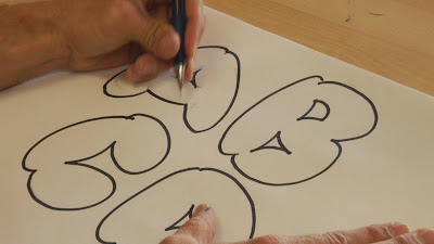learn to make graffiti alphabet bubble letters