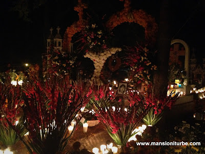 Celebración de Día de Muertos en Pátzcuaro y la Región Lacustre
