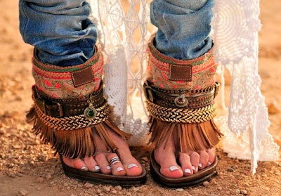 Emonk Ibiza - Botins, Tênis e Chapéus estilo hippie e boemio moda 2016