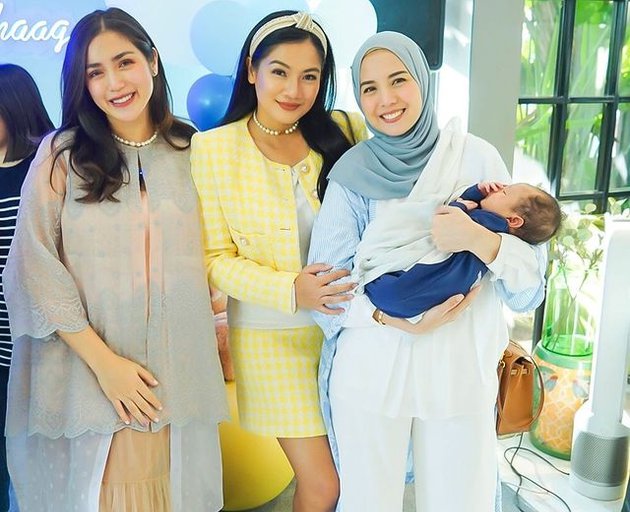 6 Potret Momen Acara 1 Bulanan Baby Verhaag Anak Kedua Jessica Iskandar